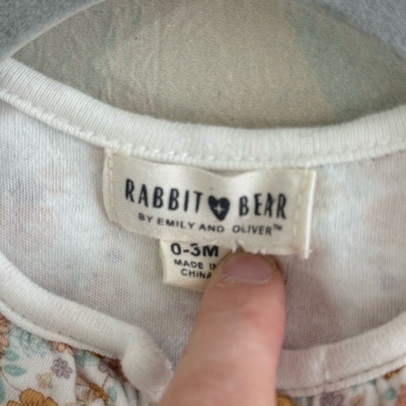 RABBIT & BEAR Neutral Floral Frill Collar Sleeveless Short One Piece Size 0-3 Mo - Picture 2 of 6